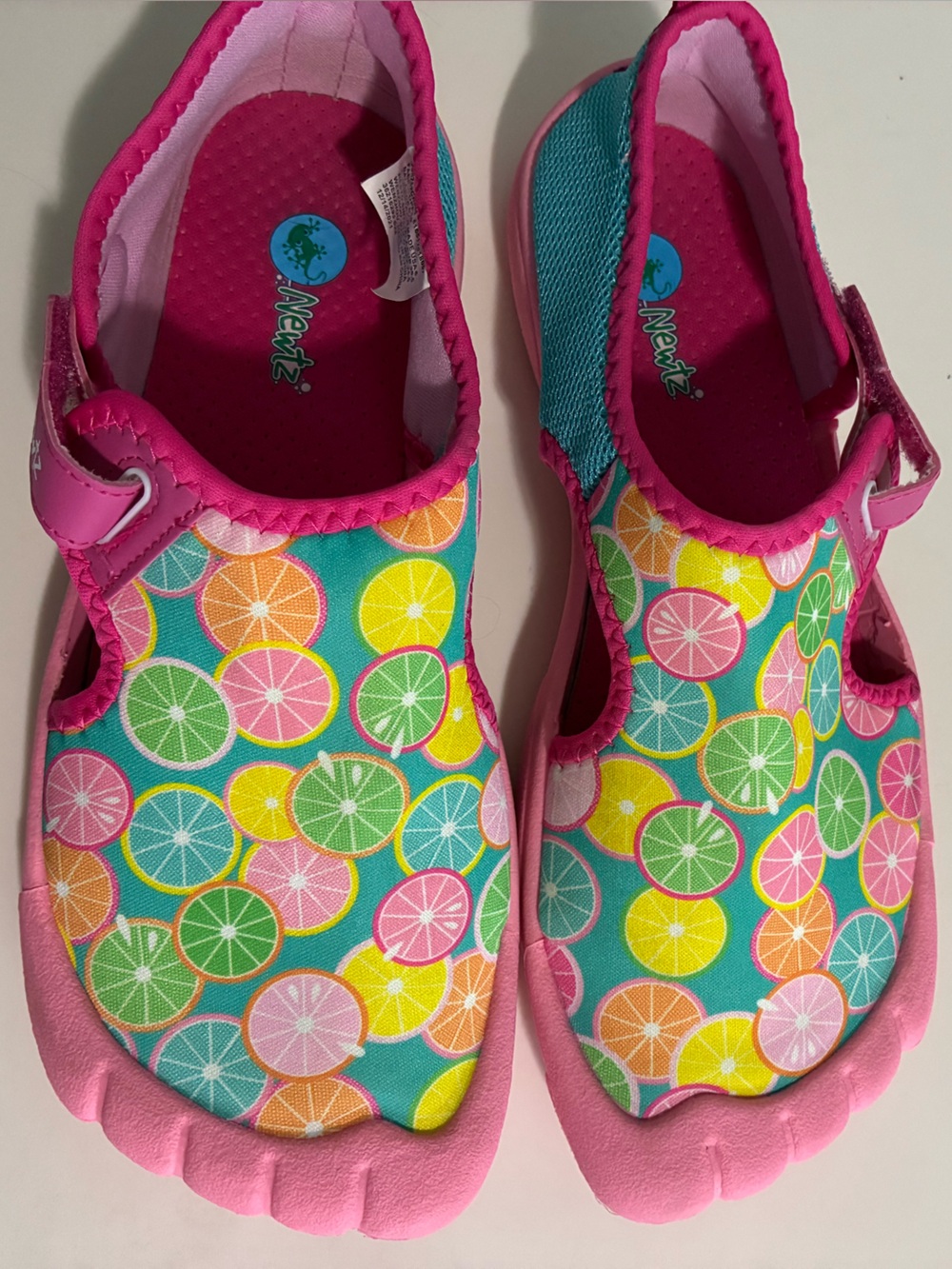 Newtz Water Shoes Hot‎ Pink Size 6 Big girls or women see pics